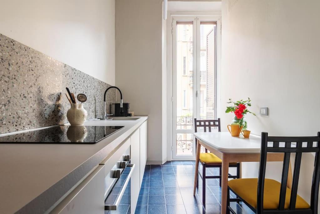 Casa Dina - Monolocale Washington De Angeli Appartement Milan
