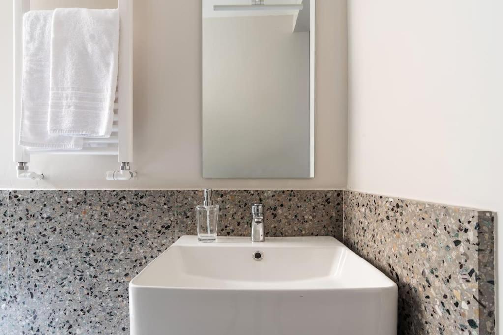 Casa Dina - Monolocale Washington De Angeli Appartement Milan